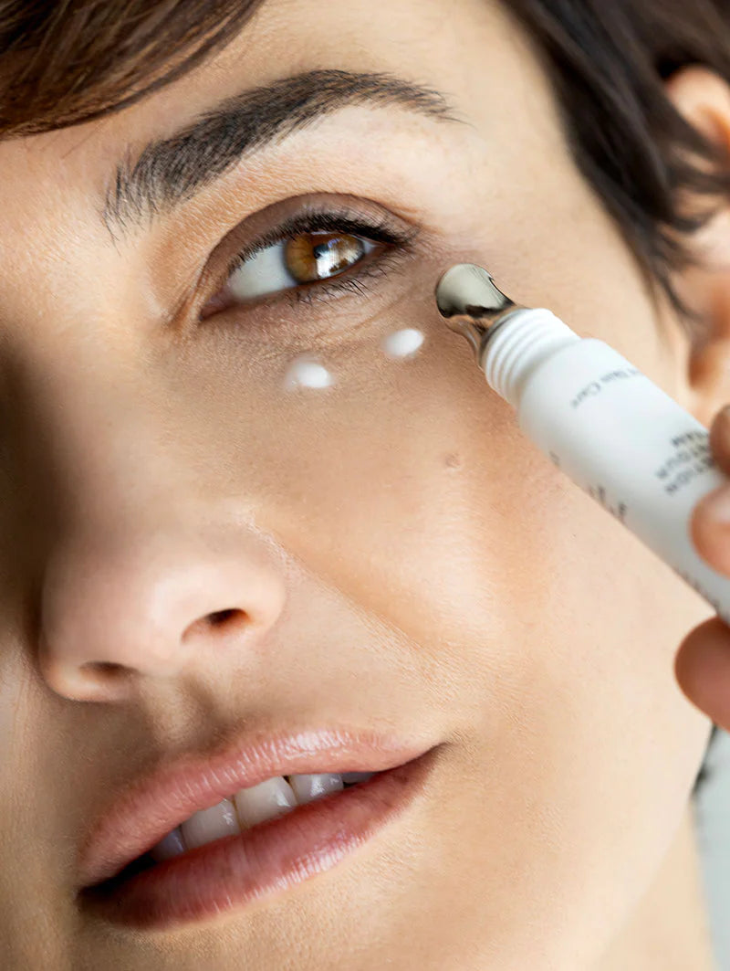 Retainer Beauty Shot 2 | Mila Moursi | Luxvivendi