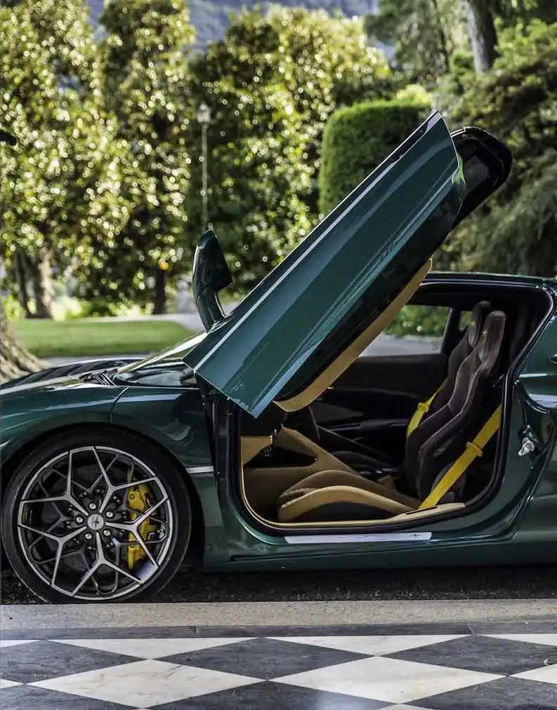 Mobility_Gadgets-TOURING SUPERLEGGERA-luxvivendi