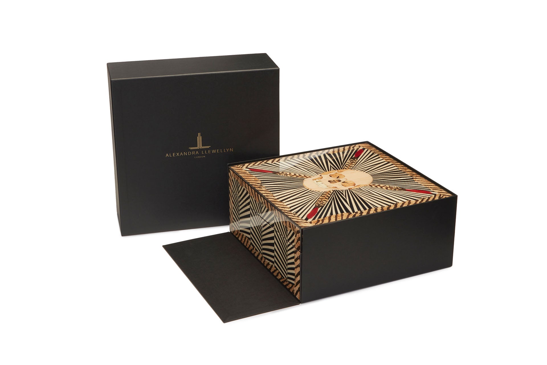 Bespoke Poker Sets-Alexandra Llewellyn-Luxvivendi