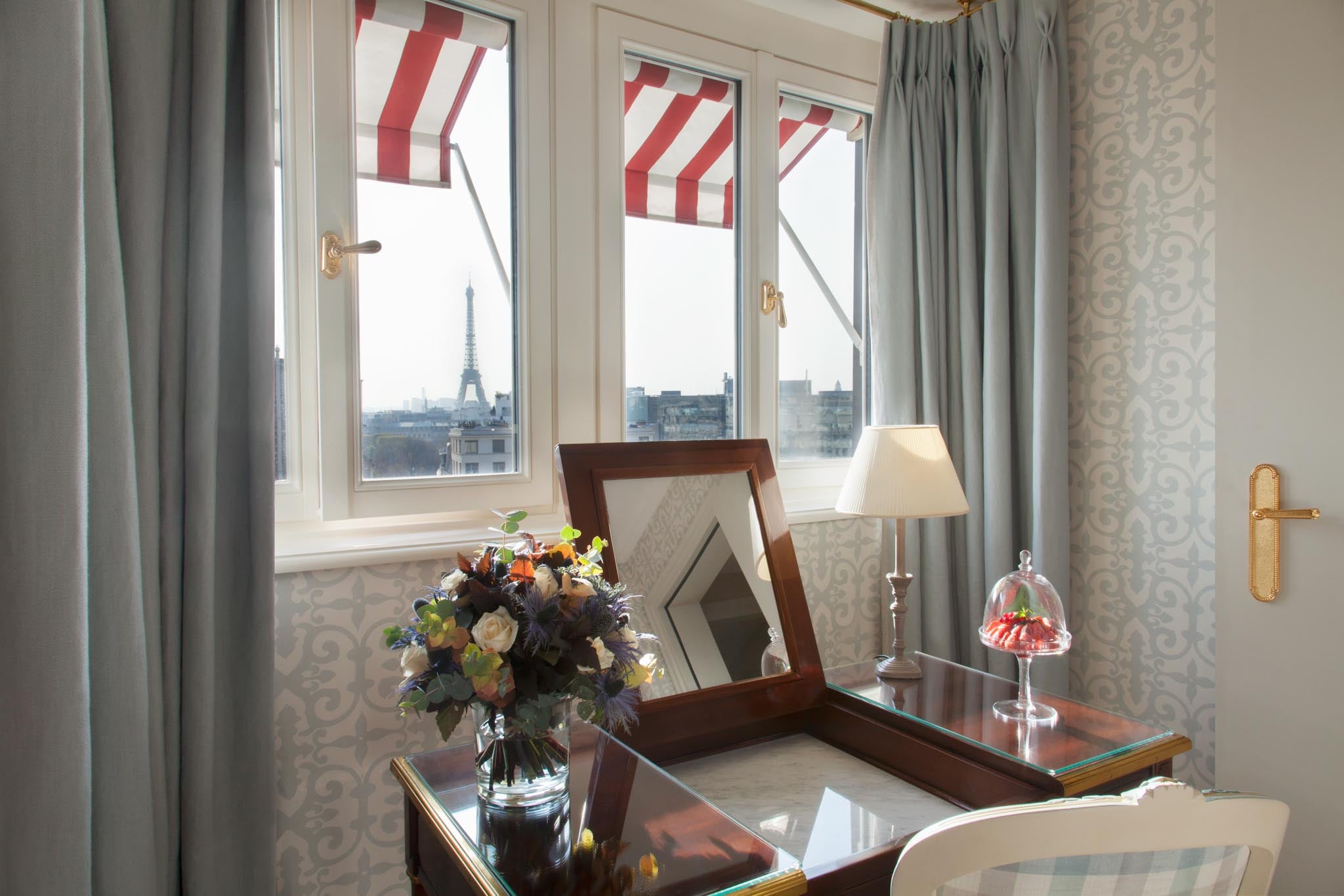 Suite 1925-Le Bristol Paris-Luxvivendi