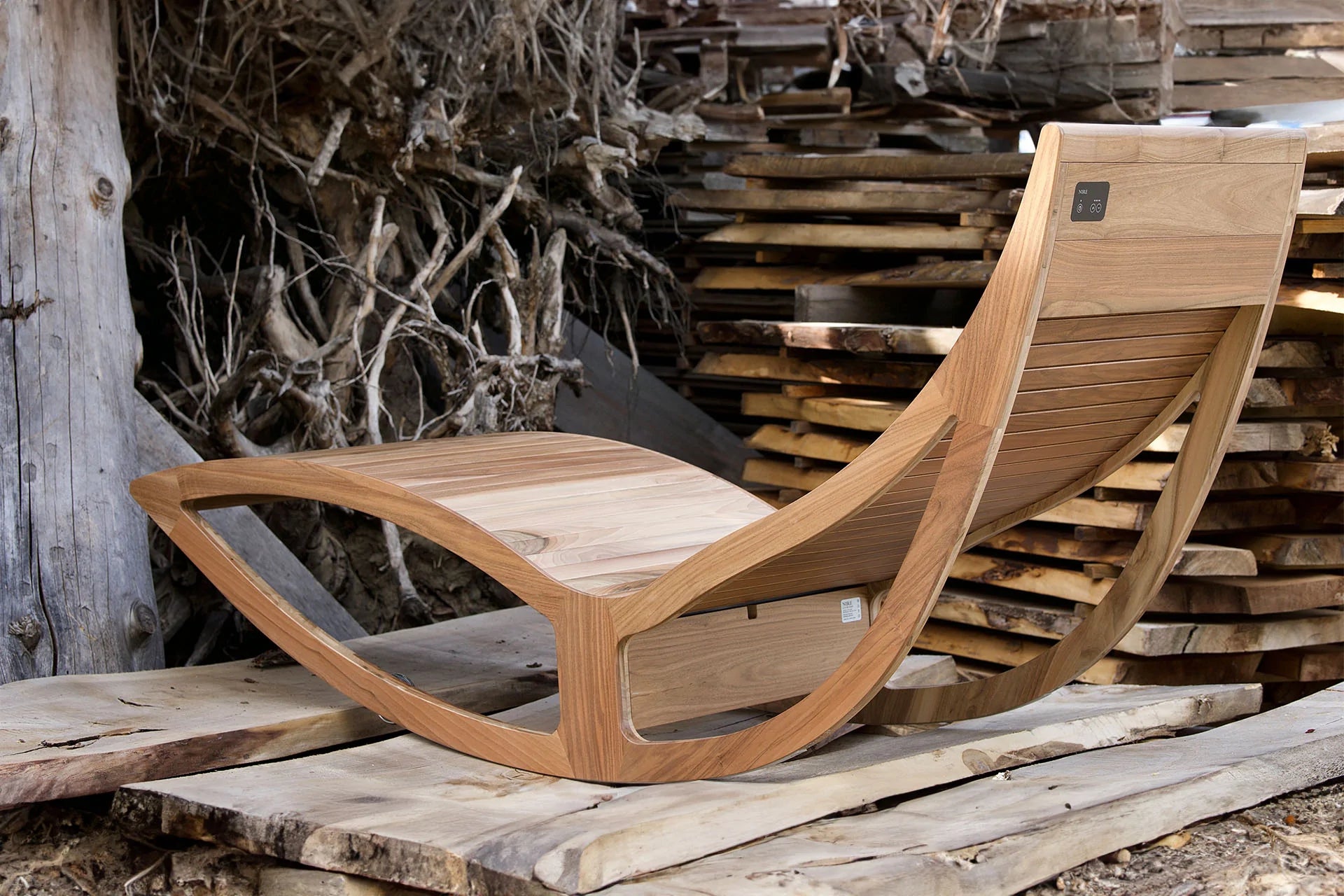 Comfort Lounger-nire-Luxvivendi #material_walnut