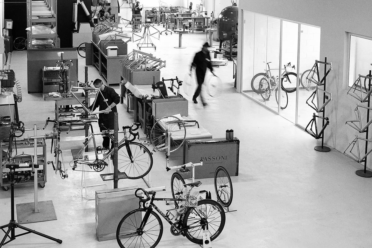 Passoni – Bespoke Titanium & Carbon Bikes from Italy | LUXVIVENDI