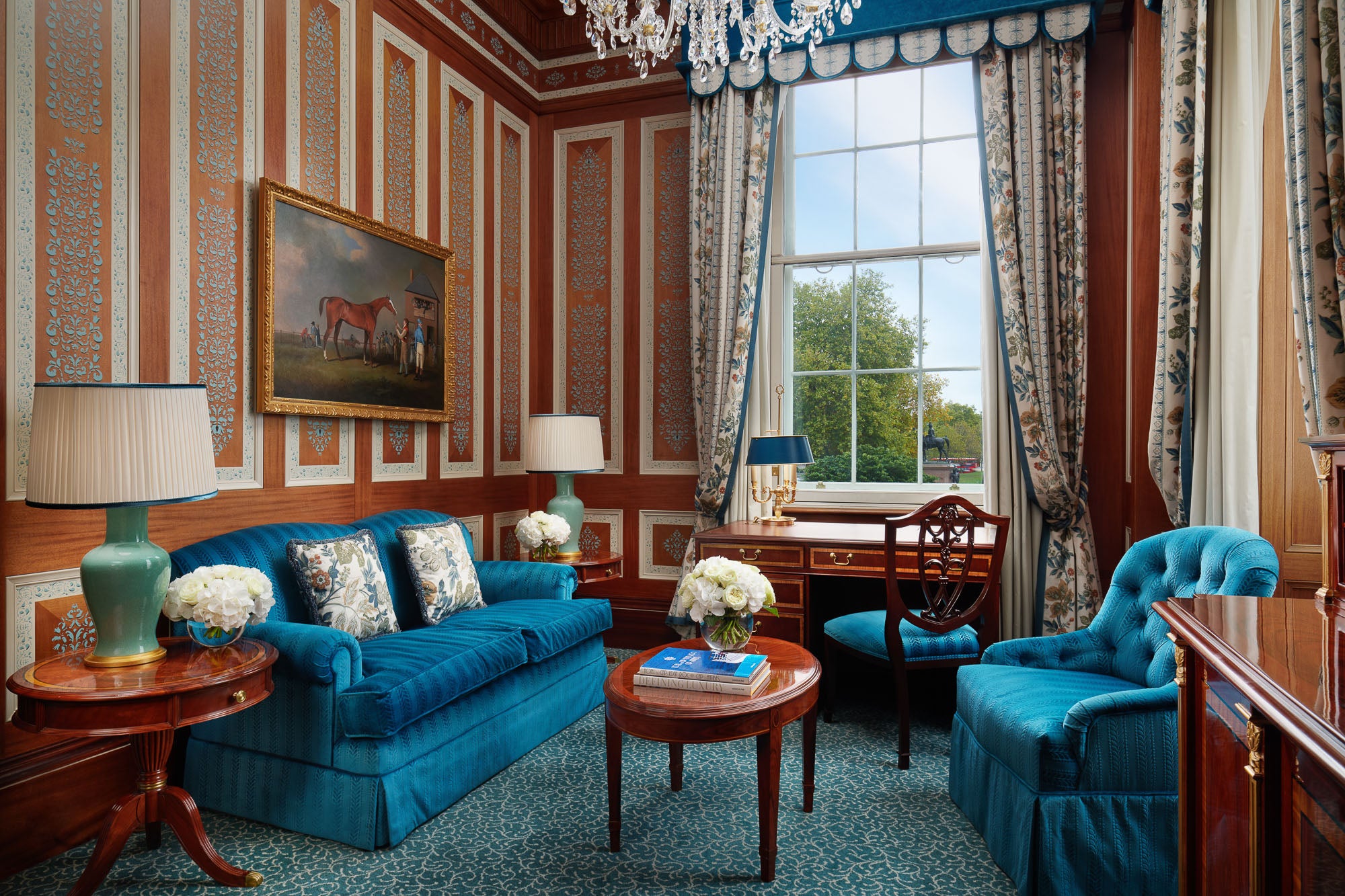 Hyde Park Corner Suite-The Lanesborough-Luxvivendi